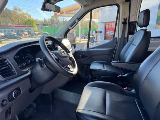 2022 Ford Transit Cargo Van Medium Roof w/RWB