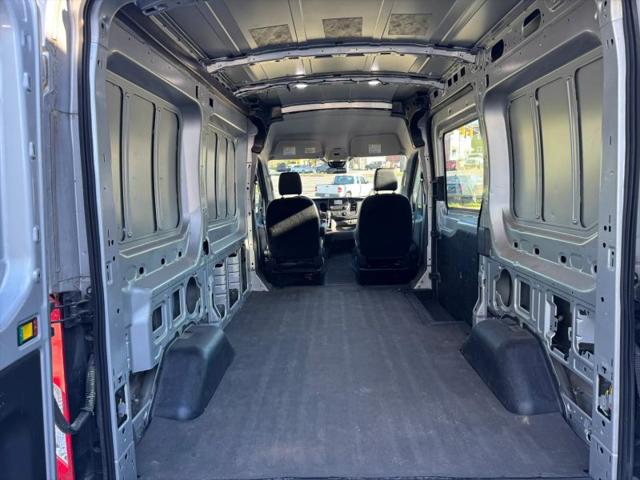 2022 Ford Transit Cargo Van Medium Roof w/RWB