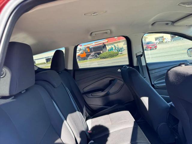 2014 Ford Escape S