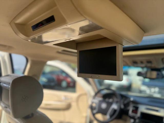 2007 Cadillac Escalade ESV Standard