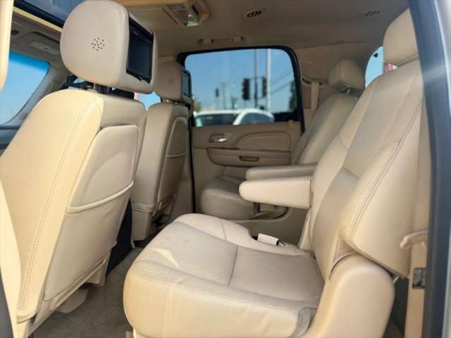 2007 Cadillac Escalade ESV Standard