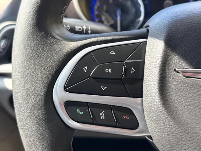 2024 Chrysler Voyager LX