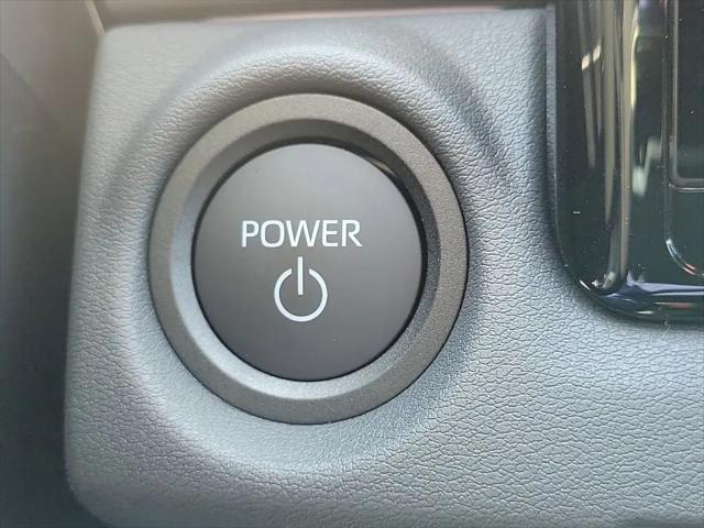 2026 Toyota C-HR SE