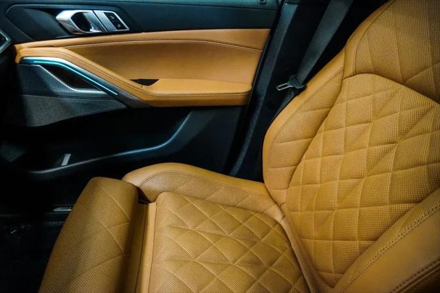 2023 BMW X6 M50i
