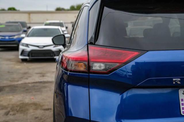 2023 Nissan Rogue SL FWD