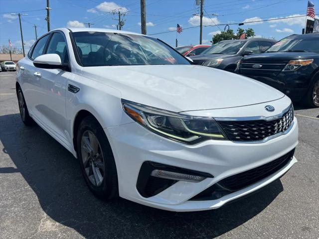 2020 Kia Optima LX