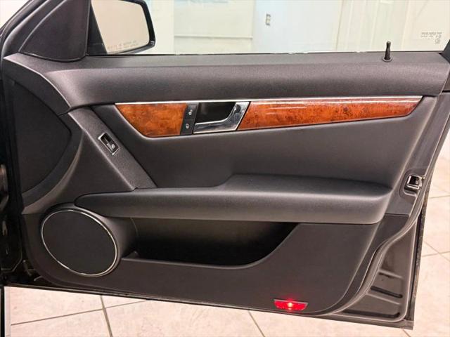 2011 Mercedes-Benz C 350 Sport