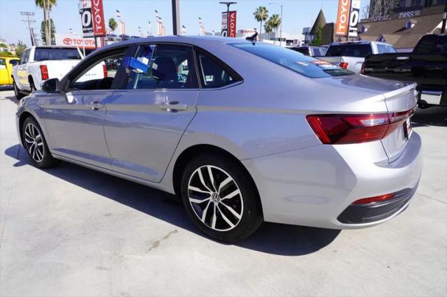 2025 Volkswagen Jetta 1.5T SE