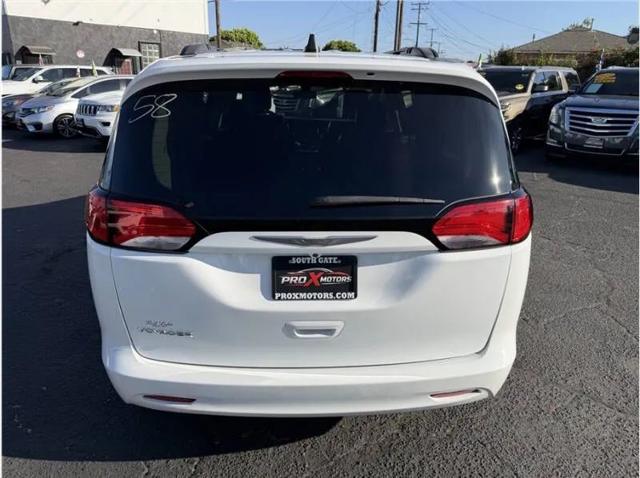 2021 Chrysler Voyager LXI