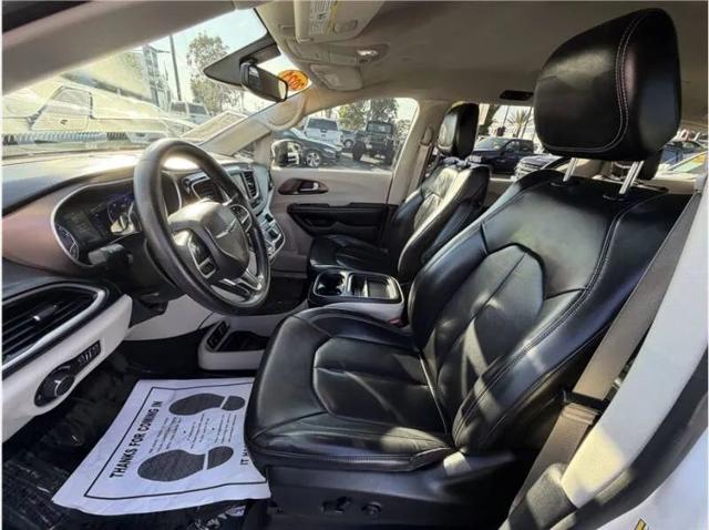 2021 Chrysler Voyager LXI