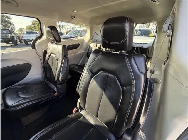 2021 Chrysler Voyager LXI