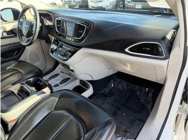 2021 Chrysler Voyager LXI