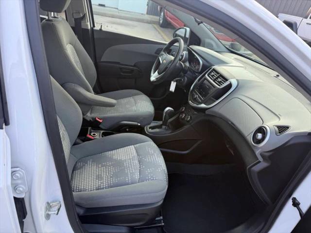 2020 Chevrolet Sonic FWD Hatchback 1FL 5-Door