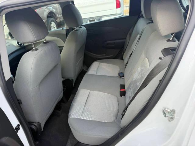 2020 Chevrolet Sonic FWD Hatchback 1FL 5-Door