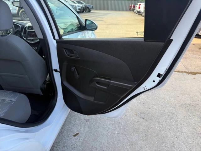 2020 Chevrolet Sonic FWD Hatchback 1FL 5-Door