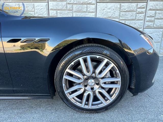 2015 Maserati Ghibli Base