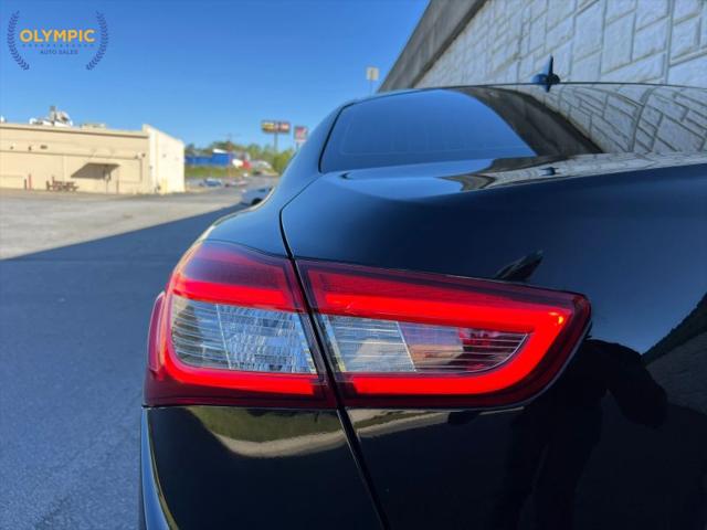 2015 Maserati Ghibli Base