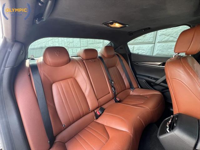 2015 Maserati Ghibli Base