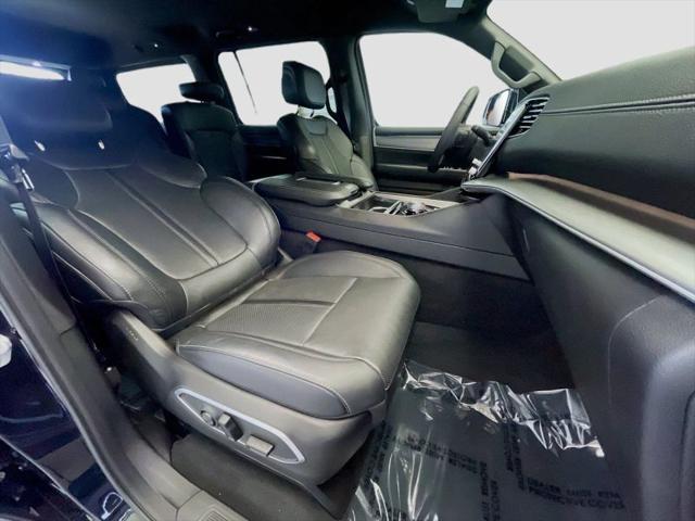 2025 Jeep Wagoneer 4x4