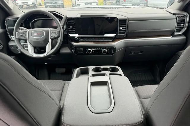 2026 GMC Sierra 1500 Crew Cab, Short Bed, SLE, 4WD