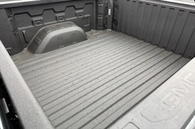 2026 GMC Sierra 1500 Crew Cab, Short Bed, SLE, 4WD