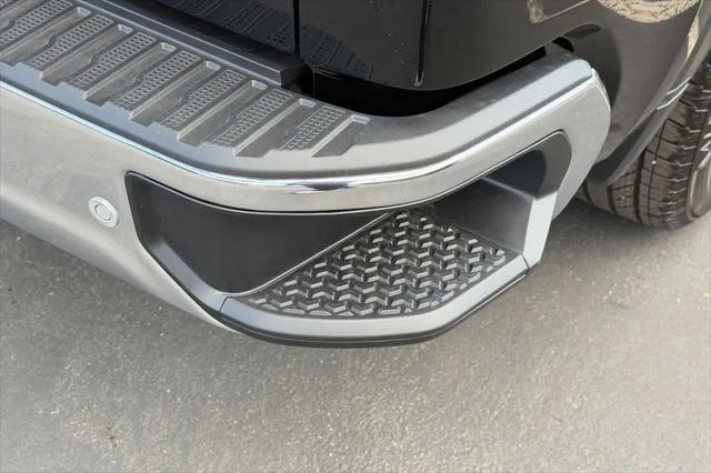 2026 GMC Sierra 1500 Crew Cab, Short Bed, SLE, 4WD