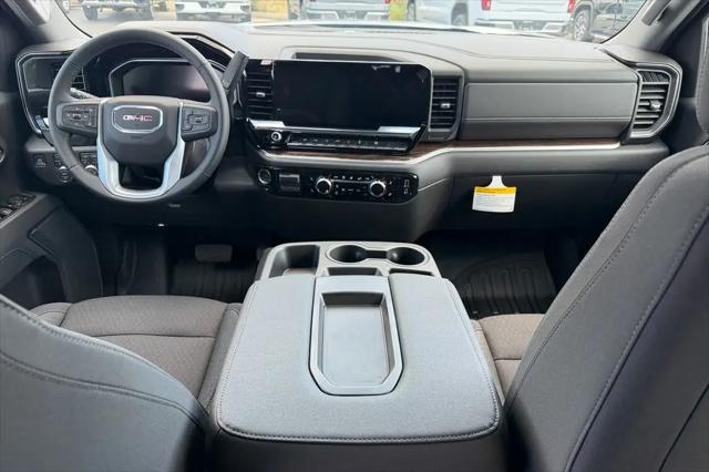 2026 GMC Sierra 1500 Crew Cab, Short Bed, SLE, 4WD
