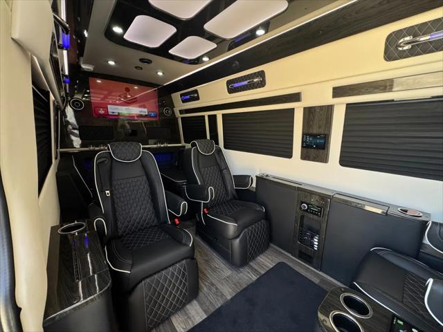 2024 Mercedes-Benz Sprinter 3500XD High Roof 4-Cyl Diesel HO