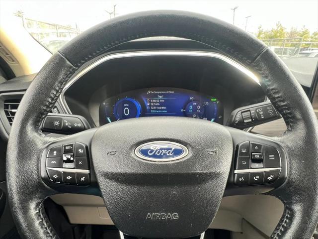 2020 Ford Escape Titanium Hybrid