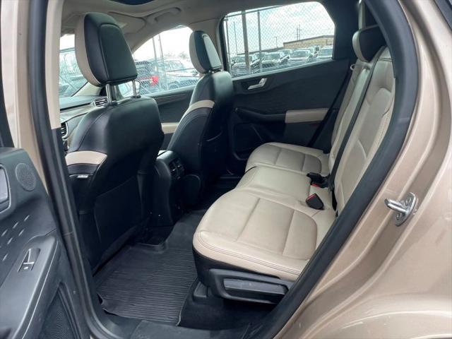 2020 Ford Escape Titanium Hybrid