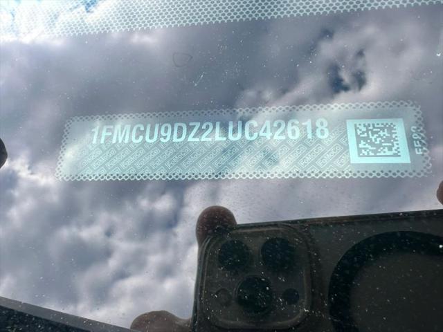 2020 Ford Escape Titanium Hybrid