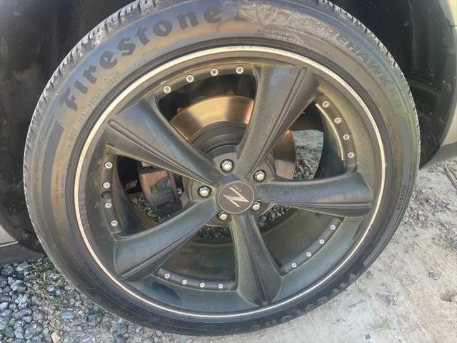 2011 Dodge Challenger Base