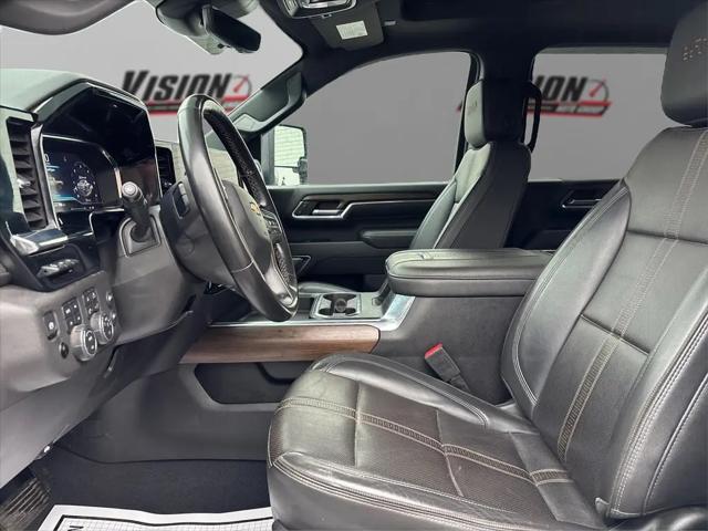 2024 Chevrolet Silverado 2500HD 4WD Crew Cab Standard Bed High Country