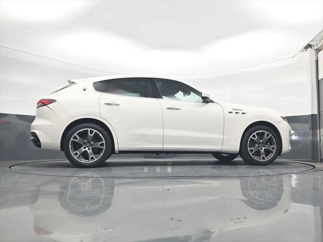 2023 Maserati Levante Modena