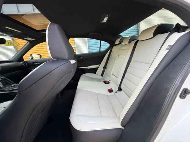 2022 Lexus IS 350 F SPORT