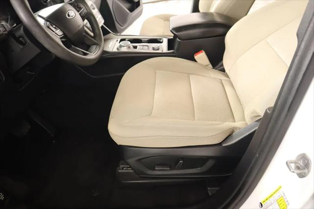 2022 Ford Explorer Base