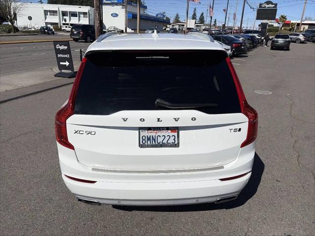 2020 Volvo XC90 T5 Momentum 7 Passenger