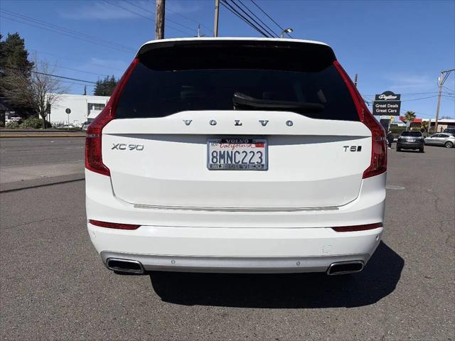 2020 Volvo XC90 T5 Momentum 7 Passenger