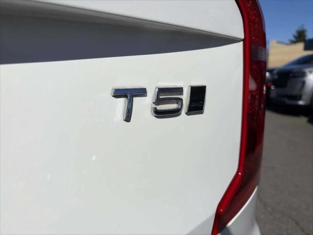 2020 Volvo XC90 T5 Momentum 7 Passenger
