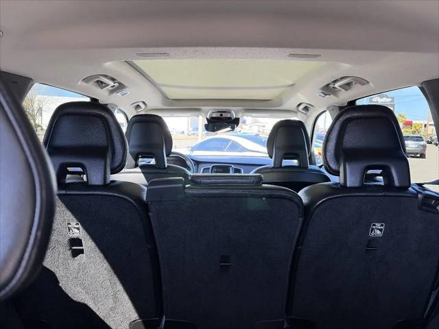 2020 Volvo XC90 T5 Momentum 7 Passenger