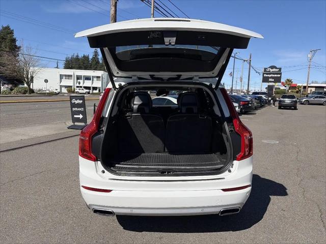 2020 Volvo XC90 T5 Momentum 7 Passenger
