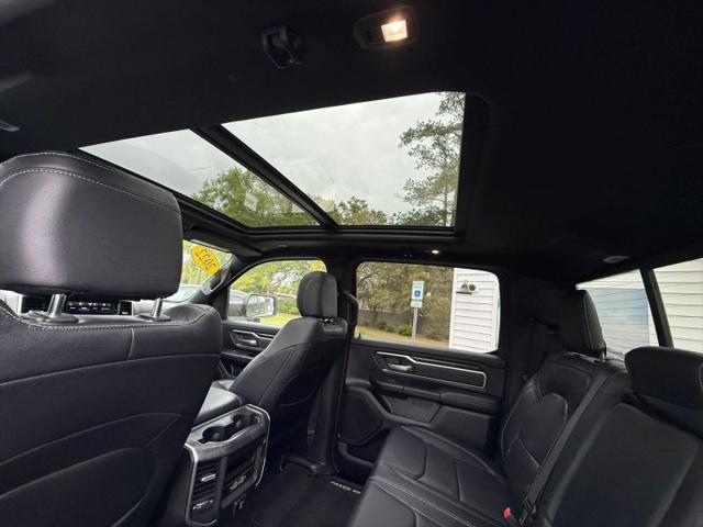 2022 Ram 1500 Big Horn Crew Cab 4x4 5'7" Box