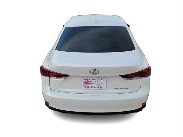 2017 Lexus IS 200t 200t