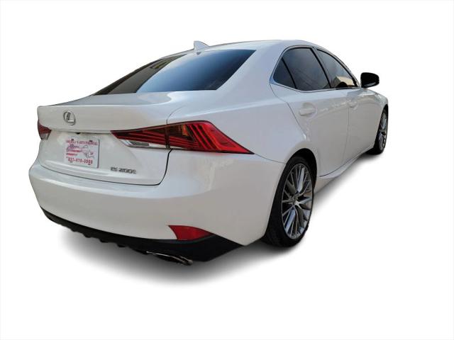2017 Lexus IS 200t 200t