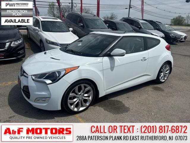 2013 Hyundai Veloster Base w/Black
