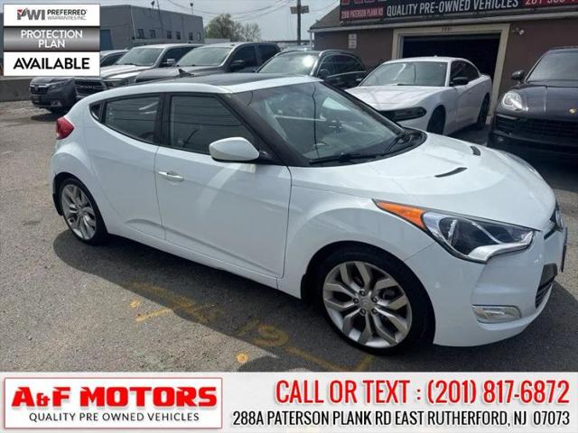 2013 Hyundai Veloster Base w/Black