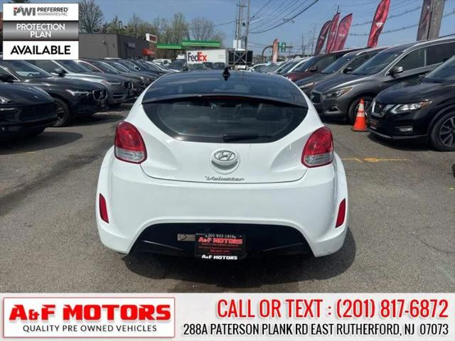 2013 Hyundai Veloster Base w/Black