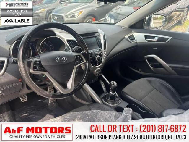 2013 Hyundai Veloster Base w/Black