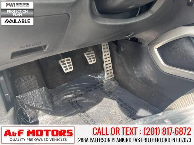 2013 Hyundai Veloster Base w/Black