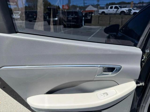 2023 Hyundai Sonata Hybrid Blue